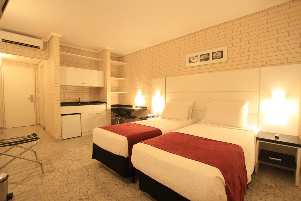 Hotel Confiance Prime Batel Curitiba Chambre photo