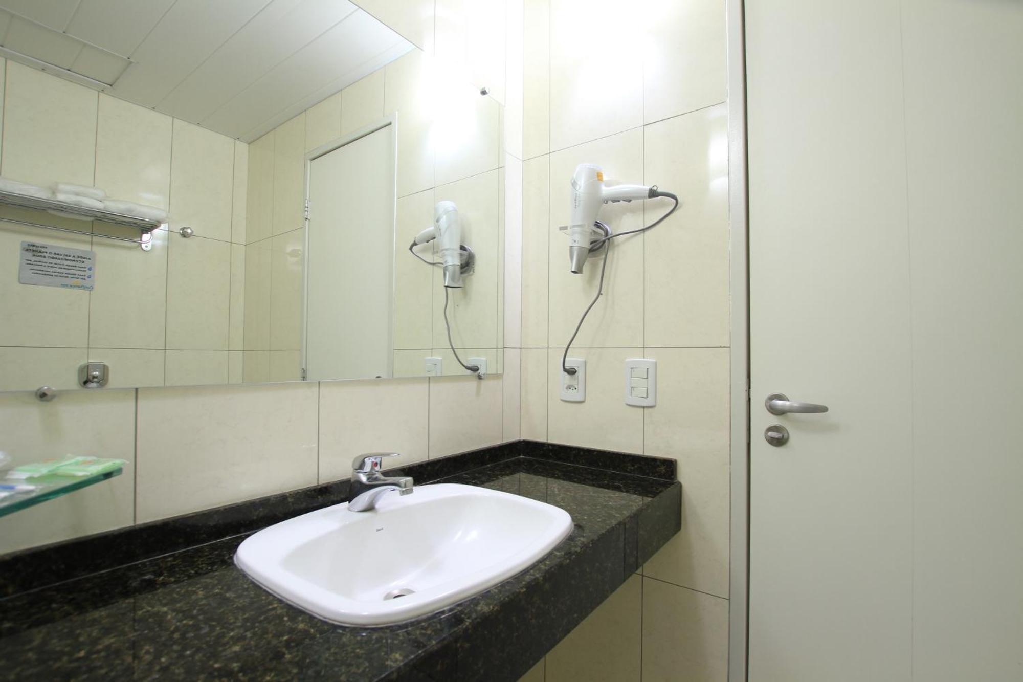 Hotel Confiance Prime Batel Curitiba Chambre photo